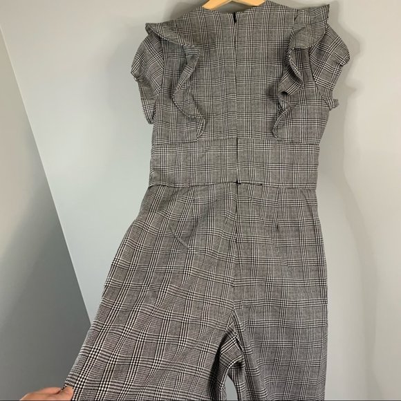 ASOS Current Air Check Plaid Jumpsuit Pants Short Sleeve Ruffle Deep V Neck M - Picture 10 of 16